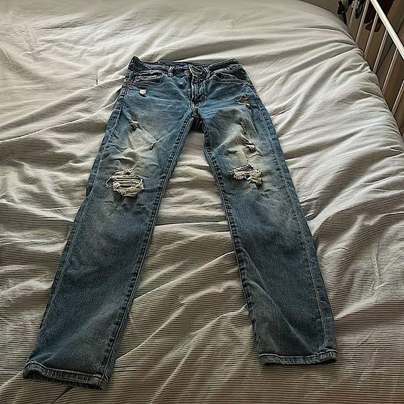 28x30 american eagle slim distressed jeans - Picture 1 of 4